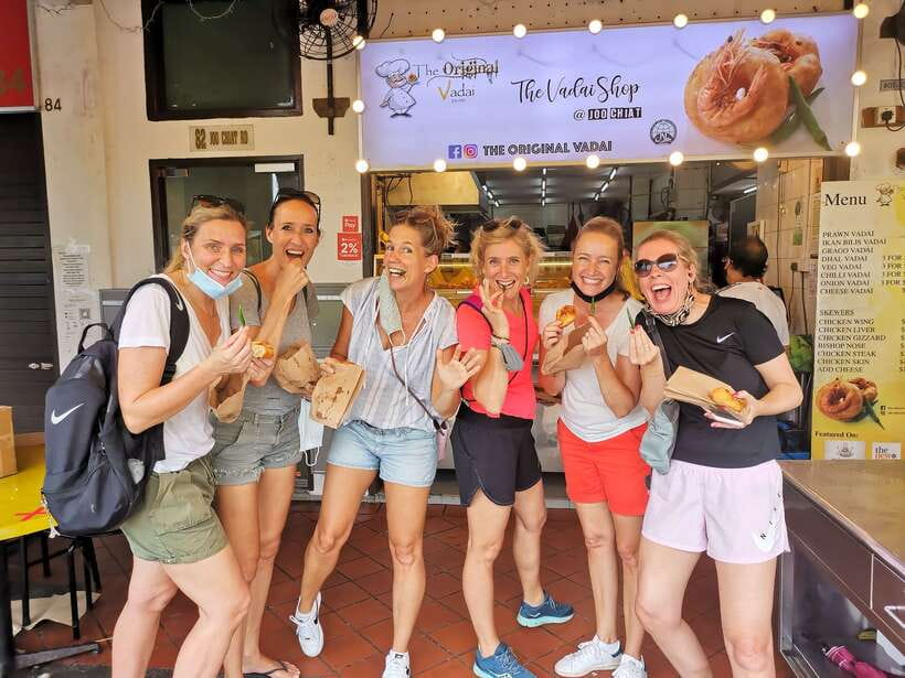 Singapore: Katong Local Food and City Highlights Tour - Meeting Jamie, Steven, Daniel, or Fred at Marine Parade