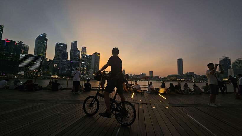 Singapore: Light to Night Bike Tour - Kampong Glam: Singapore’s Malay and Muslim quarter