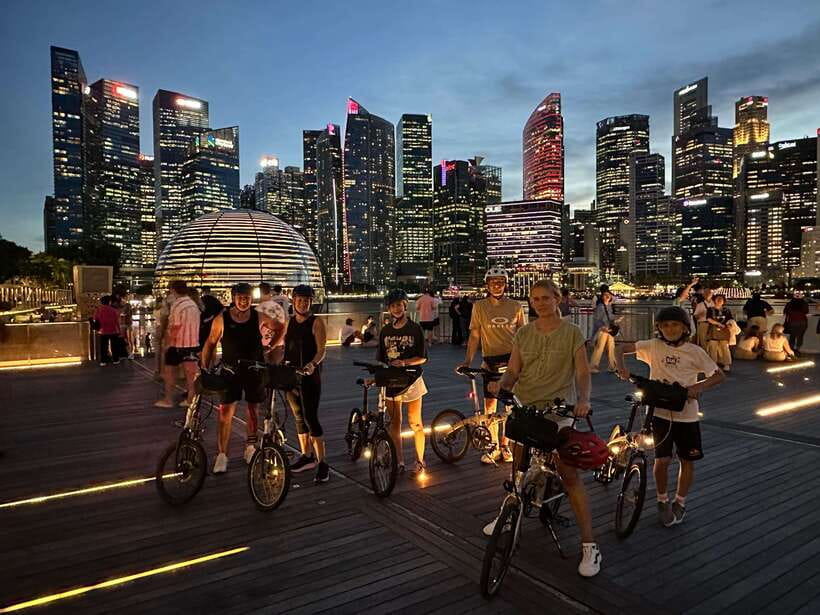 Singapore: Light to Night Bike Tour - Starting at Nicoll Highway MRT Station