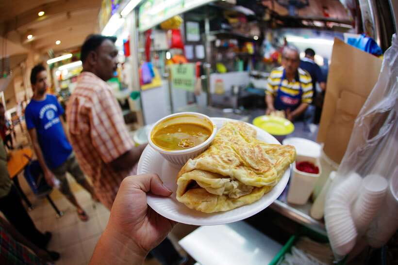 Singapore: Little India Hawker Street Food Tour - Indian rojak, where the meal starts with contrast
