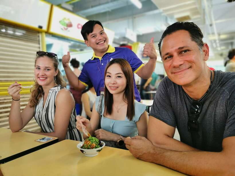 Singapore: Local Hawker Food Tour with Tastings - Meeting at Chinatown MRT Exit E