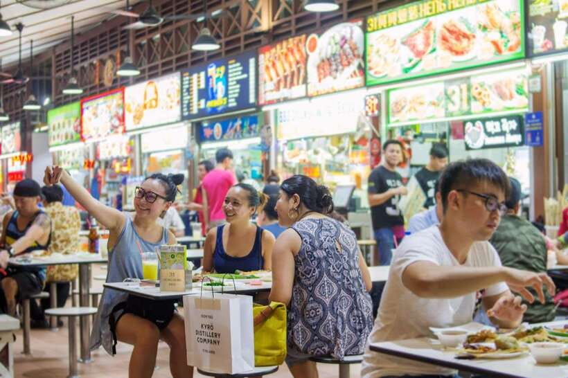 Singapore: Local Street Food Tasting Tour - Kampong Glam: A First Taste of Singapore’s Communities