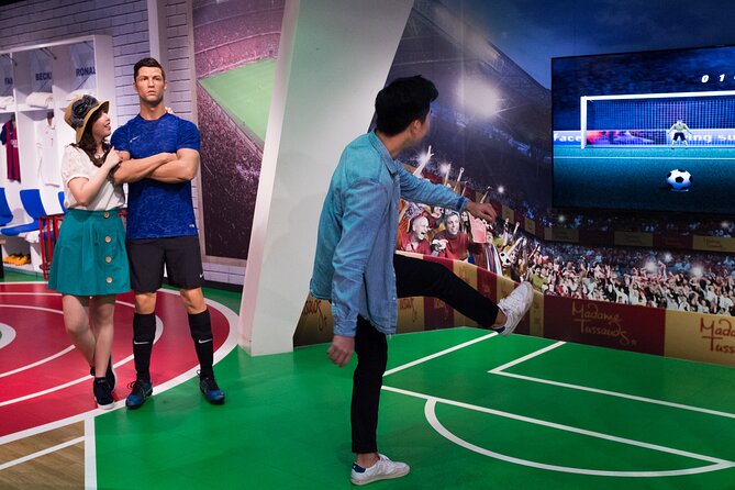 Singapore: Madame Tussauds Sentosa E-Ticket - Acting, dancing, and the Bollywood spotlight