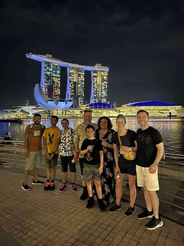 Singapore: Marina Bay Nighttime Walking Tour - Why Marina Bay works so well after dark