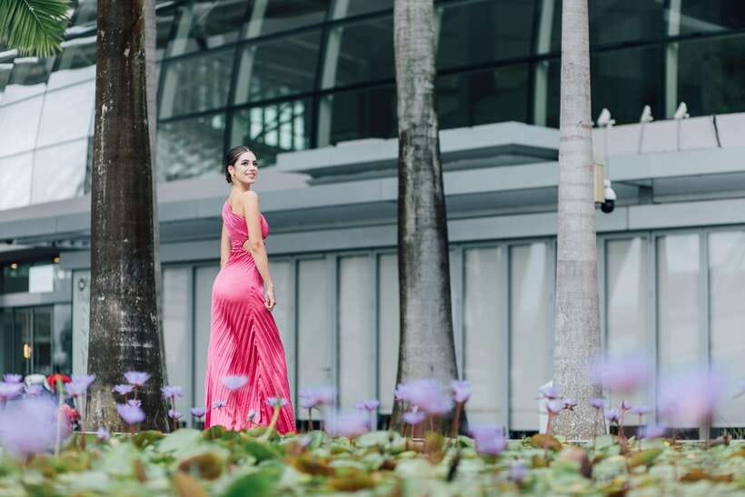 Singapore: Moments in the City Private Photography Session - Who will enjoy this most