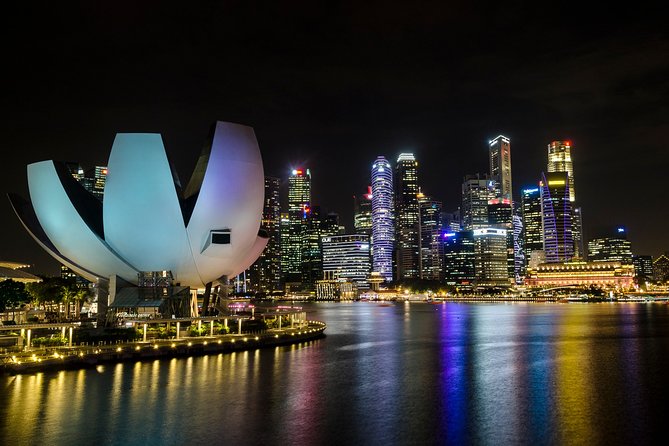 Singapore Photography Masterclass - Private Photography Lesson - The Helix Bridge and the move into blue hour