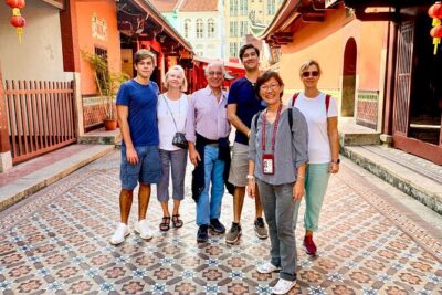 Singapore Private Custom Full-Day Tour with Licensed Local Guide