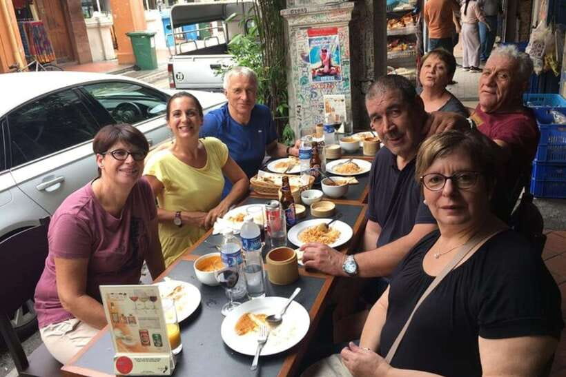 Singapore: Private Custom Tour with a Local Guide - Markets are the best place to use your guide