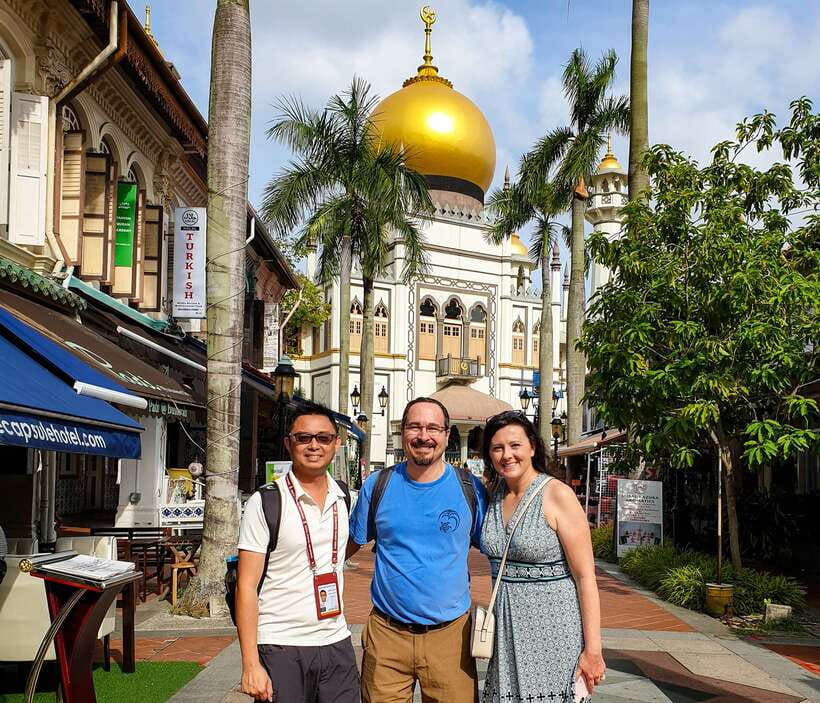 Singapore: Private Flexible Tour with a Licensed Local Guide - The guides make or break the experience