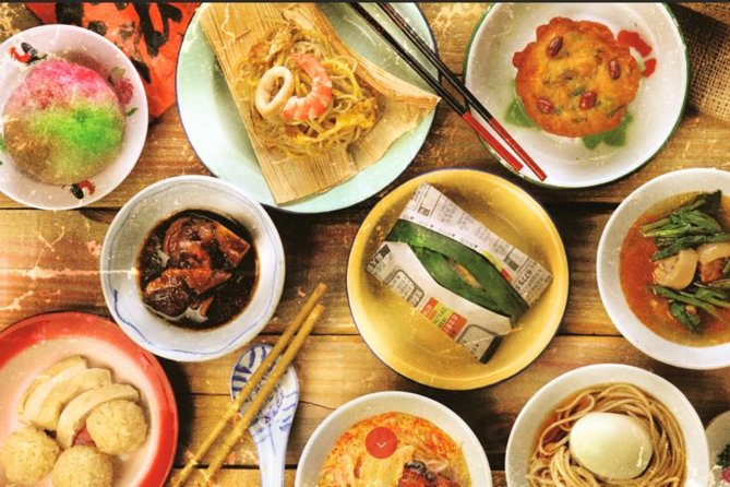 Singapore Private Food, Culture and Heritage Tour with 9 tastings - The private guide can make or break the day
