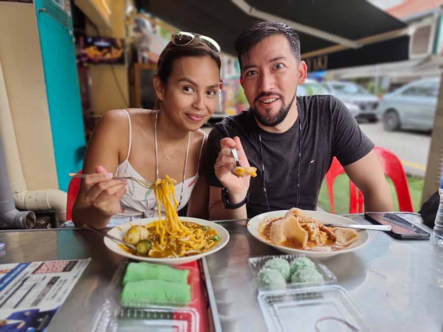 Singapore: Private Food & Heritage Walking Tour - Little India and the flavors of Arab Street