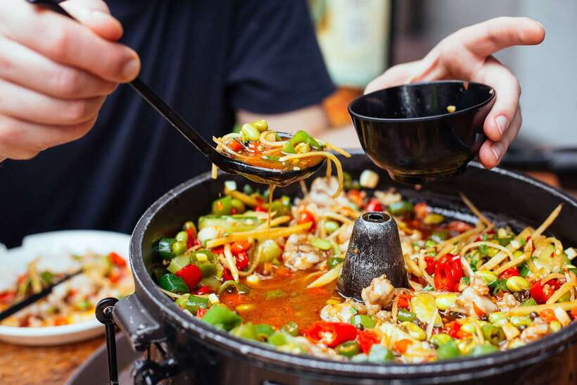 Singapore: Private Food Tour – 10 Tastings with Locals - Starting in Kampong Glam