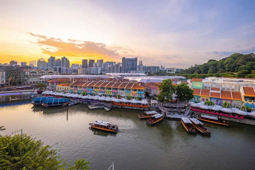 Singapore River Cruise, Garden Rhapsody & Spectra by CYT - Merlion Park and the changing Marina Bay light
