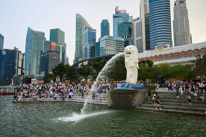 Singapore River Cruise, Night Garden Rhapsody & Spectra by CYT - What the guides add to the evening