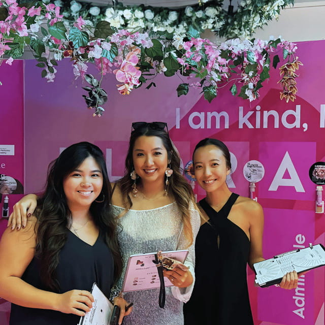 Singapore: Scent Crafting Workshop with Rainforest Orchids - Languages and ease of participation
