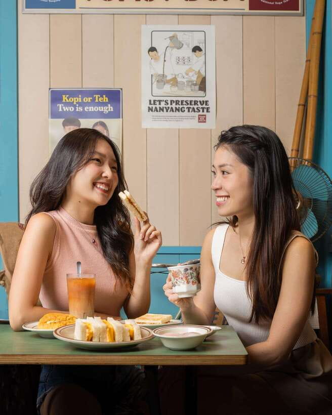 Singapore: Signature Toast Box Voucher Islandwide - The gift set and the limits of the package