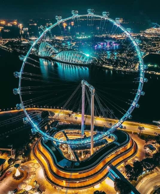Singapore: Singapore Flyer Entry Ticket - The 30-minute flight above Marina Bay