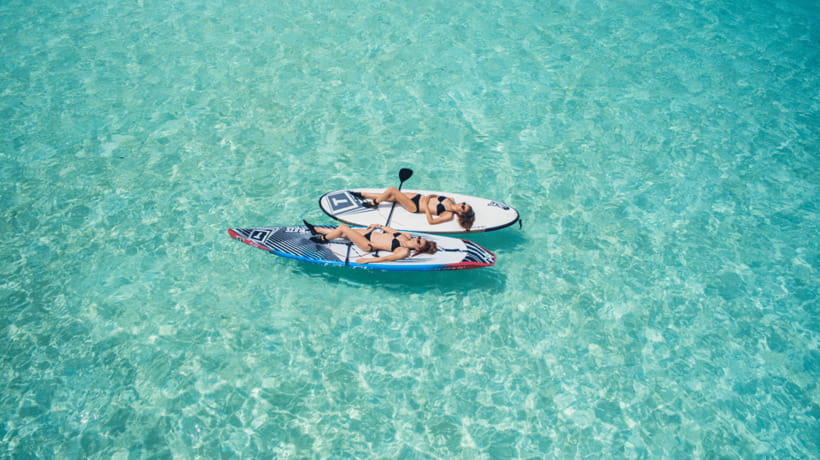 Singapore: Stand up Paddle board - Ola Beach Club Ticket - What the Ola Beach Club setting adds