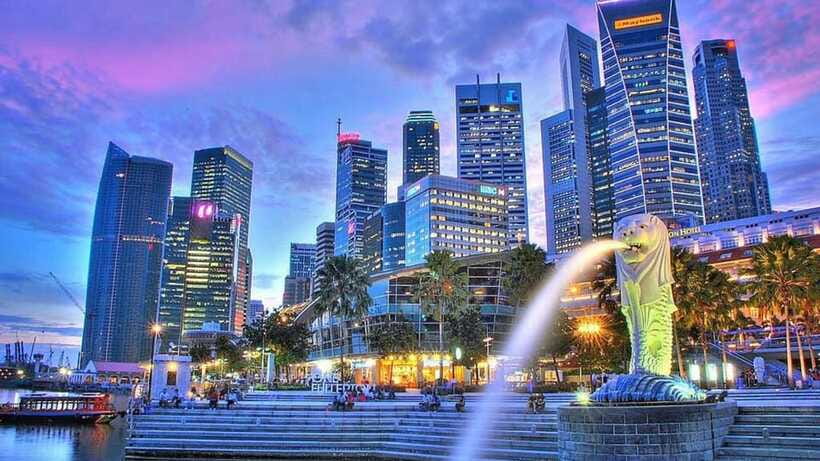 Singapore: Sunset River Cruise and Light Shows Tour - Hotel Pickup and the Evening Start