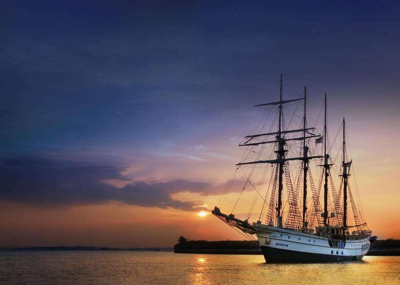 Singapore: Sunset Tall Ship Cruise with 4-Course Meal - Key Points to Know Before You Book