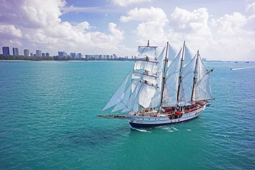 Singapore: Sunset Tall Ship Cruise with 4-Course Meal - How Good Is the $209 Value?