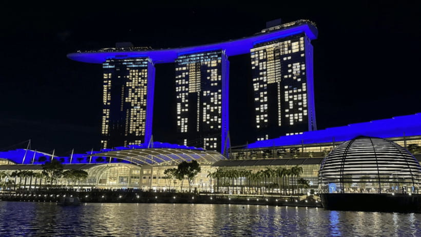 Singapore: Twilight Tour with River Cruise and Light Shows - Ending at Lau Pa Sat instead of your hotel