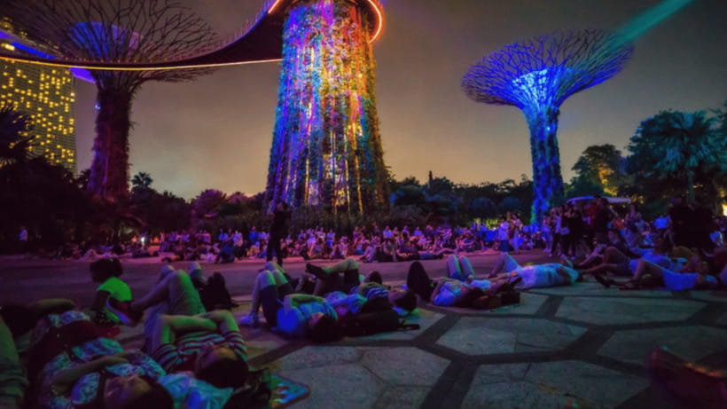 Singapore: Twilight Tour with River Cruise and Light Shows - Hotel pickup sets the evening in motion