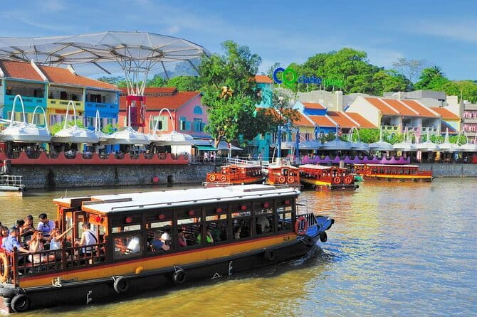 (Small Group) Night Wonders of Singapore: Cruise & Light Shows - Pickup, timing, and the shape of the evening