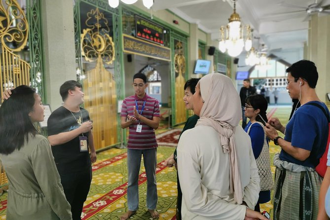 The Race & Religion Tour - Little India, the first 45 minutes
