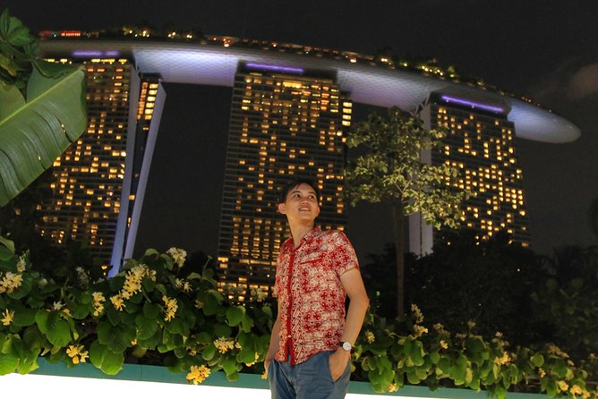 Vacation Photographer in Singapore - Walking toward Gardens by the Bay